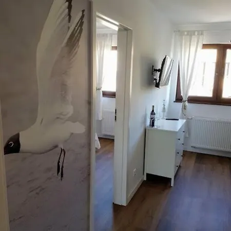 Przytulny Apartament Blisko Plazy Niechorze Esterno foto