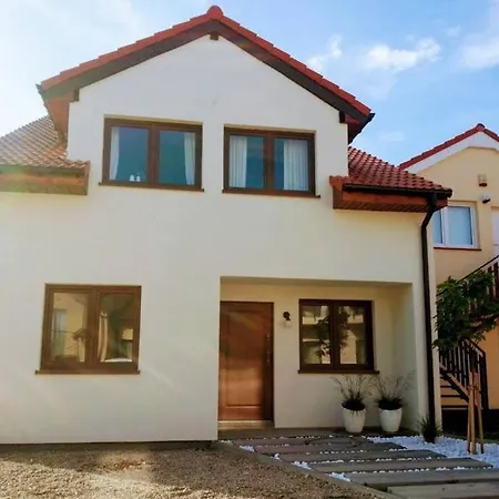 Przytulny Apartament Blisko Plazy Niechorze Esterno foto